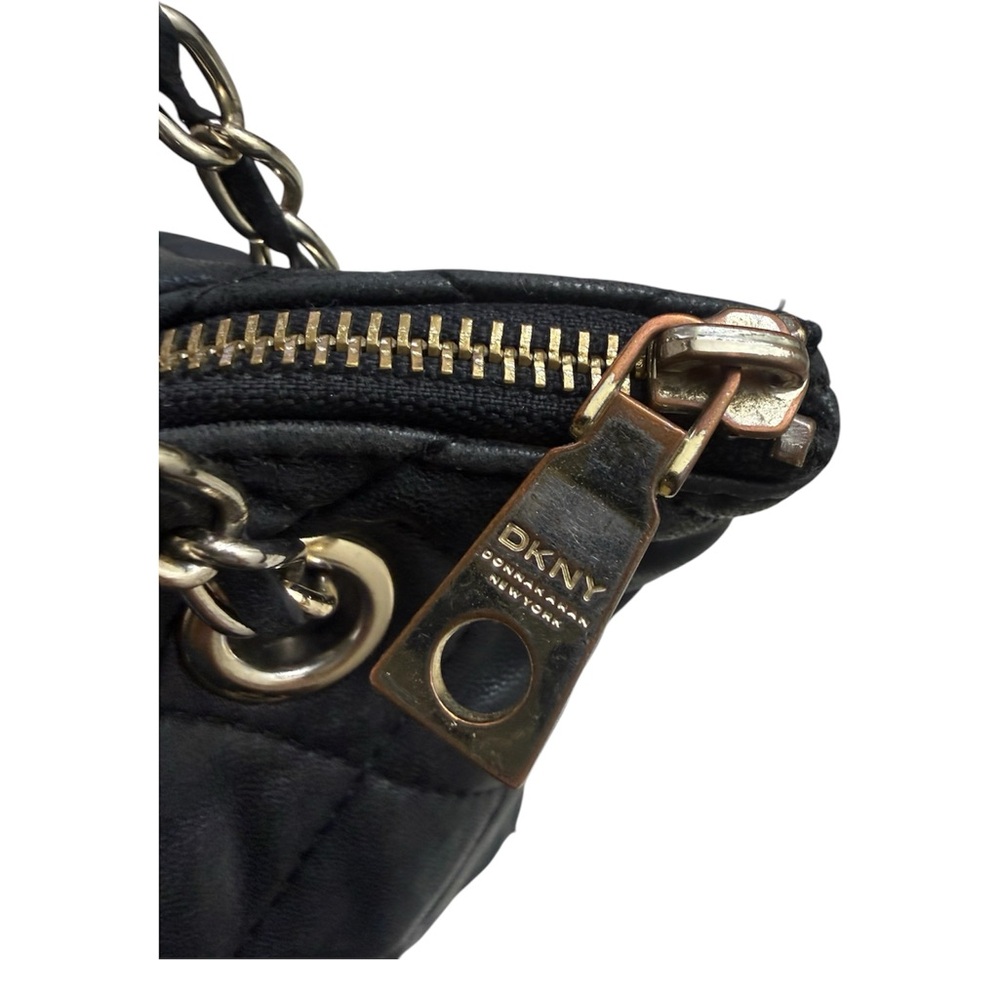 DKNY Quilted Black Leather Chain Strap Shoulder Bag - Picture 5 of 11